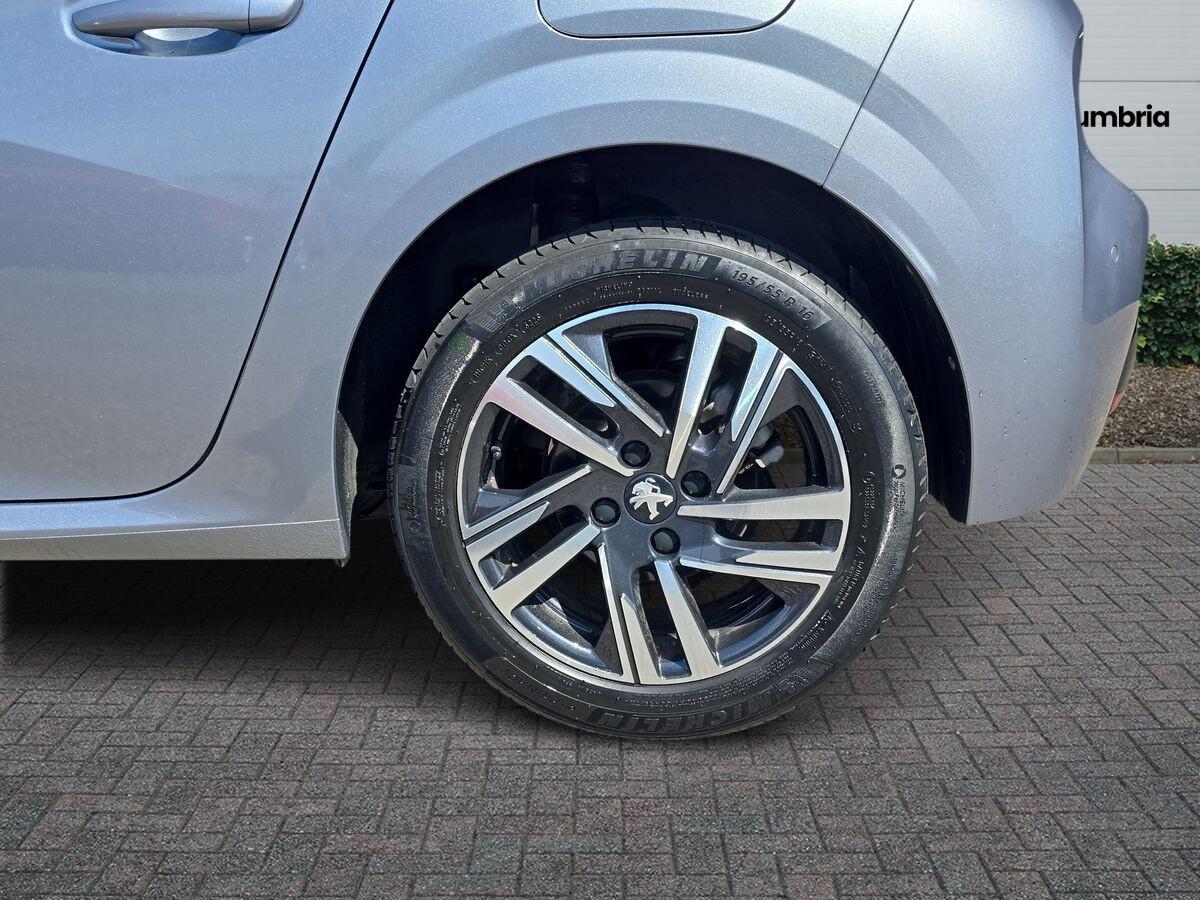 PEUGEOT 208 ALLURE PREMIUM 1.2L PURETECH 100 S AMP S GEARBOX MANUAL BODYSTYLE 5...